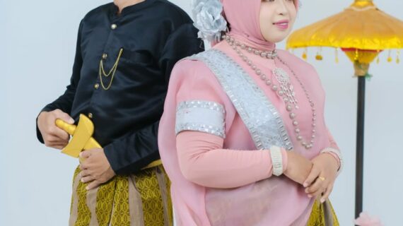 The Wedding of Esi & Rahmadi