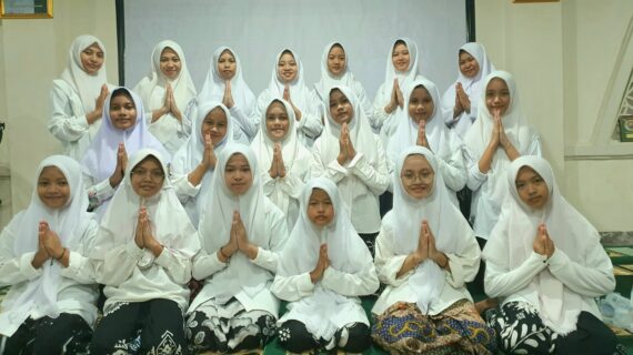 Haflah Akhirussanah PP. Tahfidzul Qur’an Putri Roudhotu Usyaqil Qur’an Boga Tama Tulang Bawang